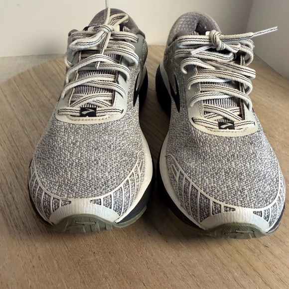 Brooks Ghost 12 Womens Running Shoes Gray Black Size 9 Medium EU 40.5 - Picture 3 of 8
